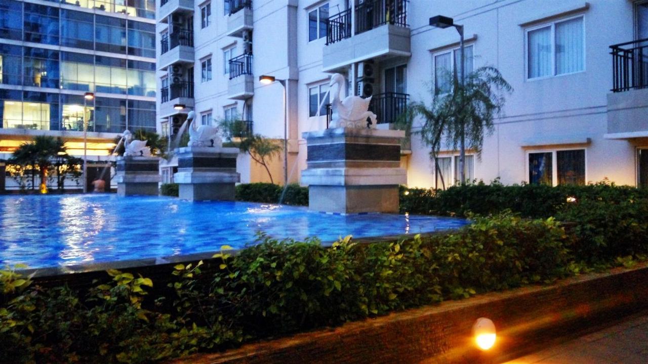 Comfortable Signature Park Tebet By Travelio Apartemen Jakarta